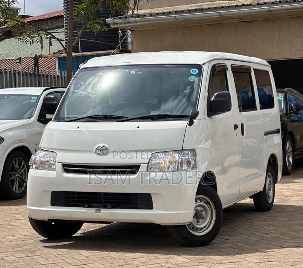 Toyota TownAce 2019 White