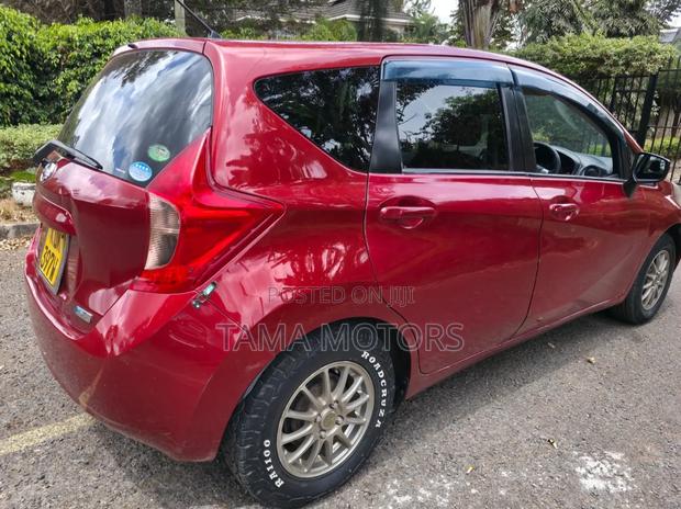 Nissan Note 2015 Burgundy