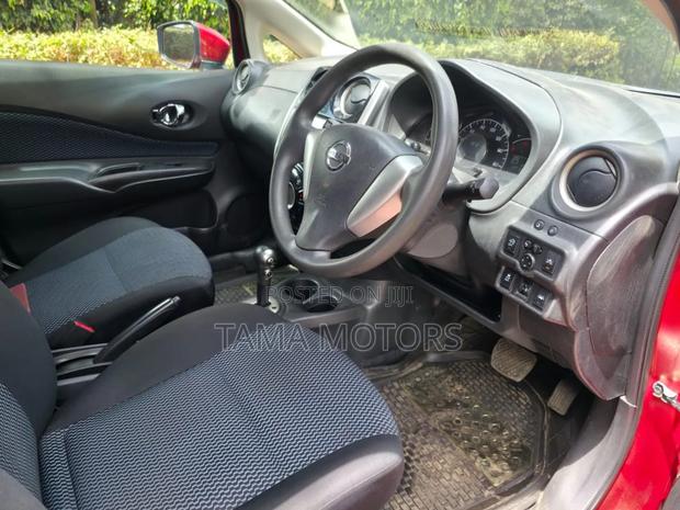 Nissan Note 2015 Burgundy