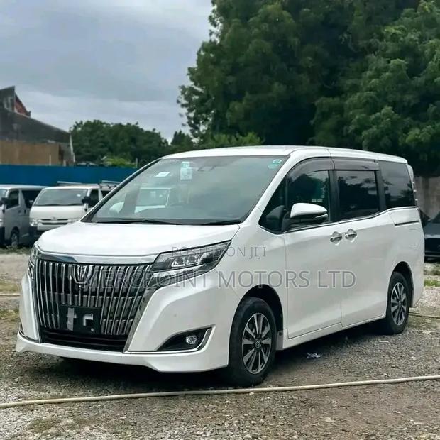 Toyota Esquire 2019 White