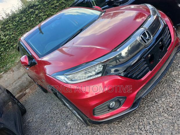 Honda Vezel 2019 Red