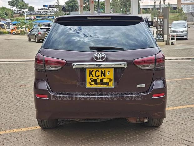 Toyota Wish 2010 Purple