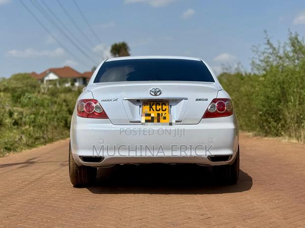 Toyota Mark X 2008