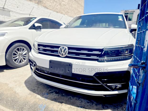 Volkswagen Tiguan 2.0T SEL Premium R-Line AWD 4MOTION 2020 Pearl