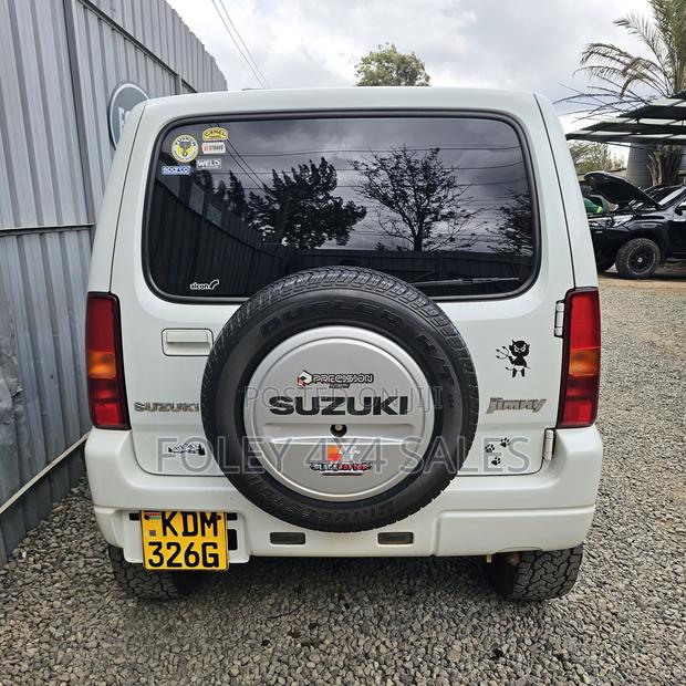 Suzuki Jimny 2016 White