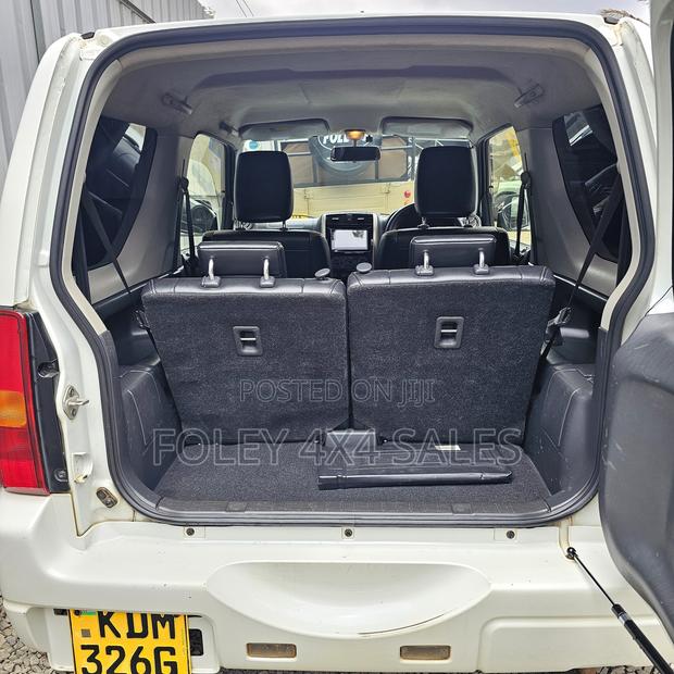 Suzuki Jimny 2016 White