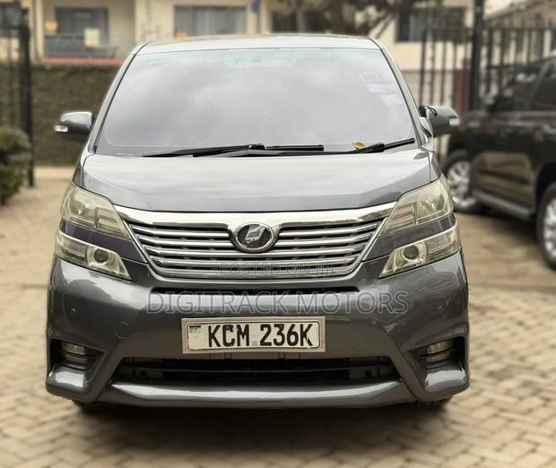 Toyota Vellfire 2010 Gray