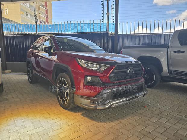 Toyota RAV4 Adventure 2019 Red