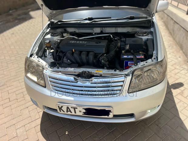 Toyota Corolla 2005 Silver