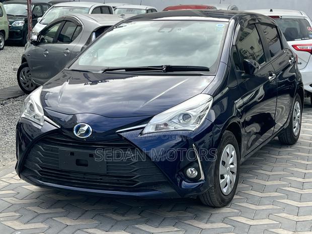 Toyota Vitz 2019 Blue