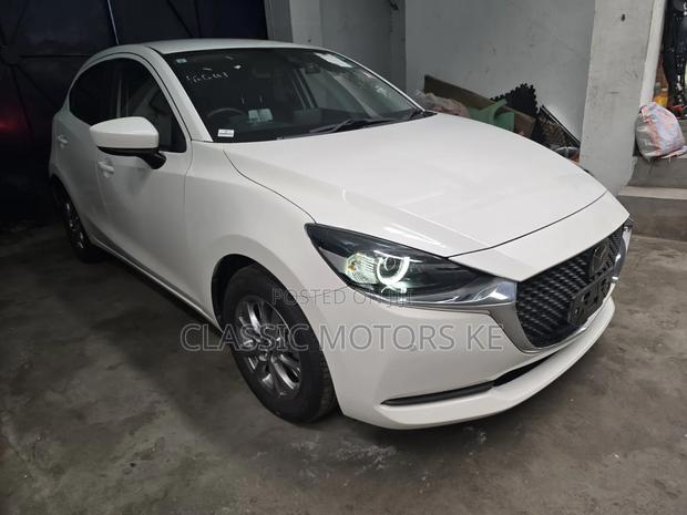 Mazda 2 2020 White