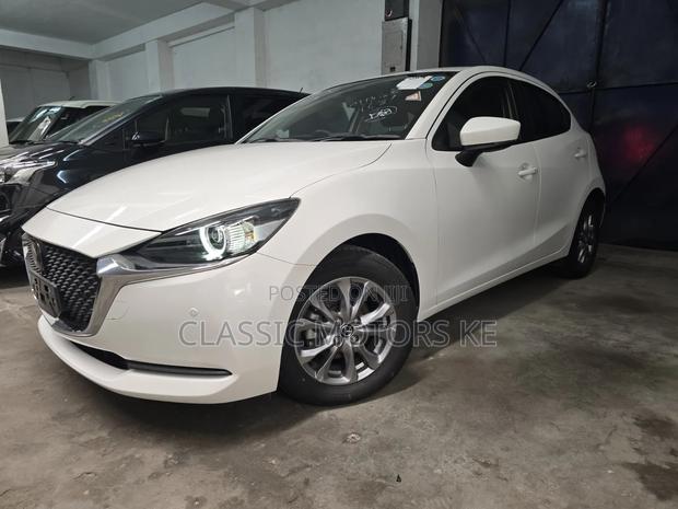 Mazda 2 2020 White