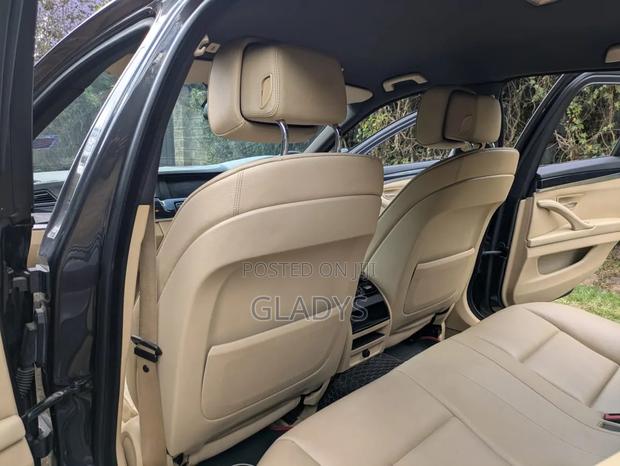 BMW 520i 2013 Gray
