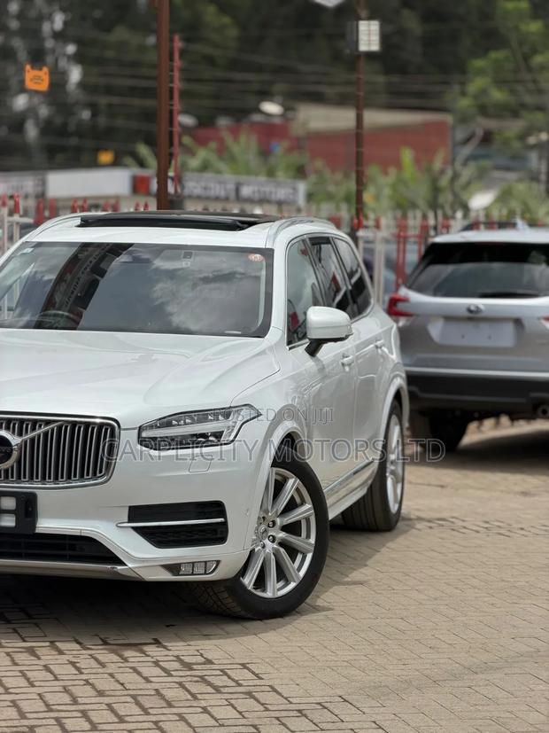Volvo XC90 T6 Inscription AWD 2019 White