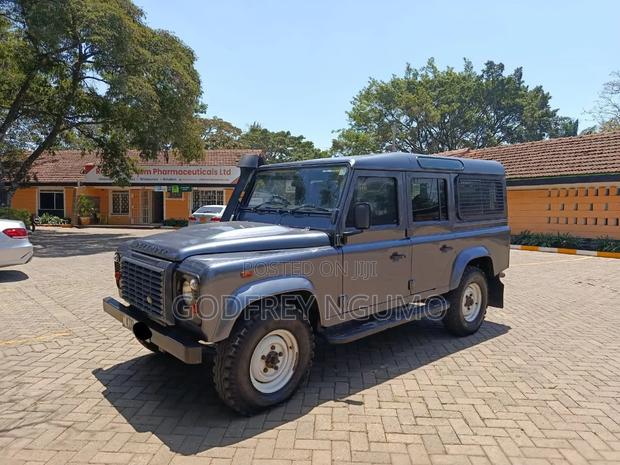 Land Rover Defender 2014 Gray