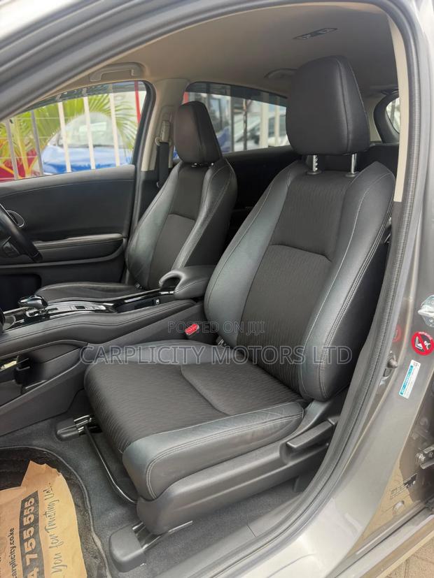 Honda Vezel 1.5 Hybrid 2WD 2019 Gray