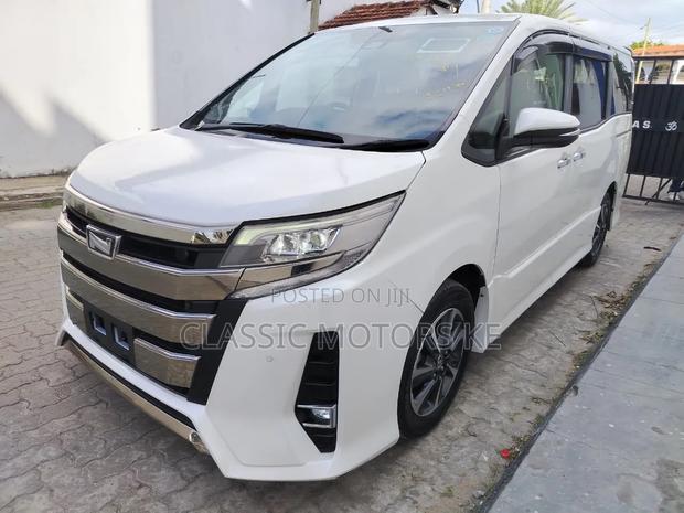 Toyota Noah 2.0 FWD (7 Seater) 2020 Pearl