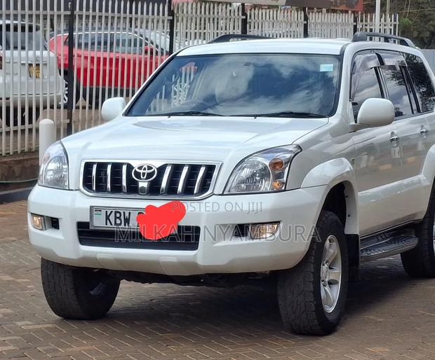 Toyota Land Cruiser Prado 2006 White