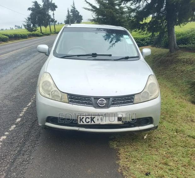 Nissan Wingroad 2011 Silver