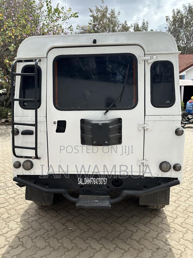 Land Rover Defender 2009 White