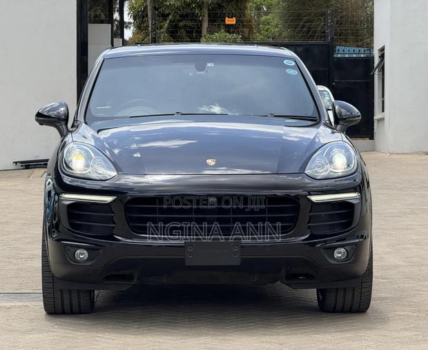 Porsche Cayenne 2018 Black