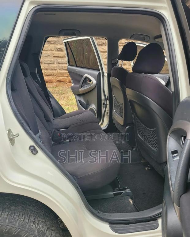Toyota RAV4 2008 White