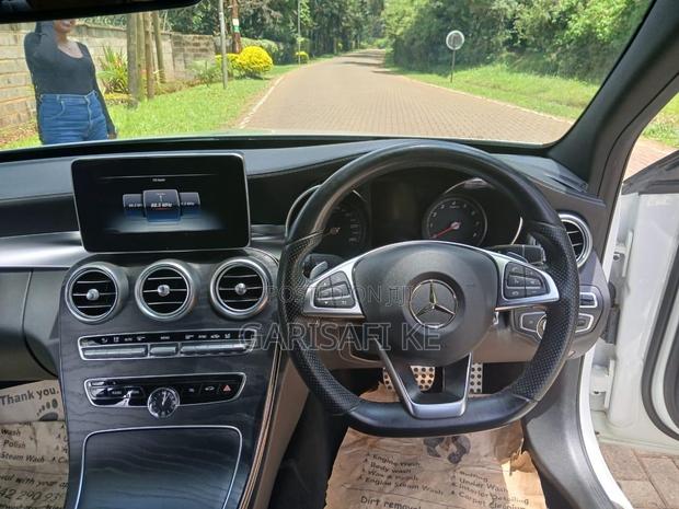 Mercedes-Benz C200 2016