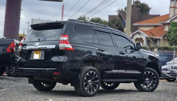 Toyota Land Cruiser Prado 2.7 i 2013 Black
