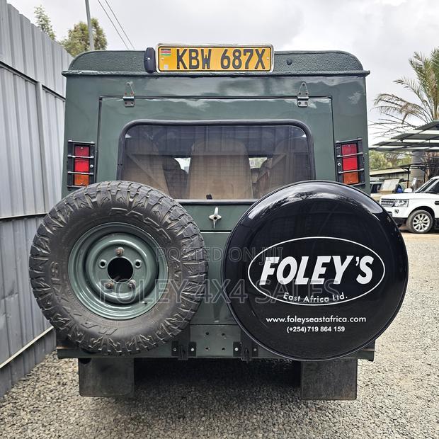 Land Rover Defender 2011 Green