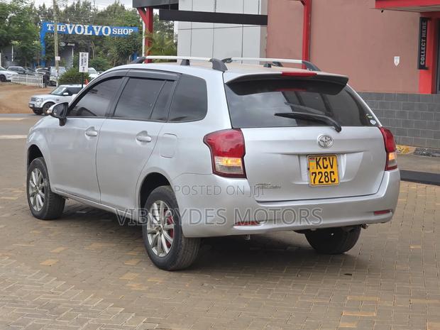 Toyota Corolla Fielder 2012 Burgundy
