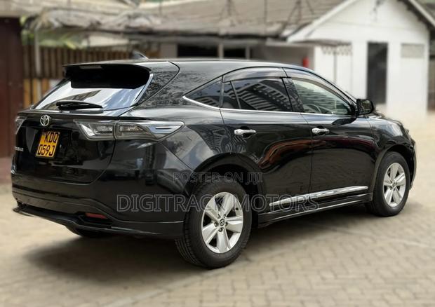 Toyota Harrier 2017 Black
