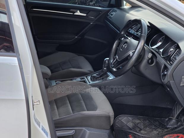 Volkswagen Golf 2018 White