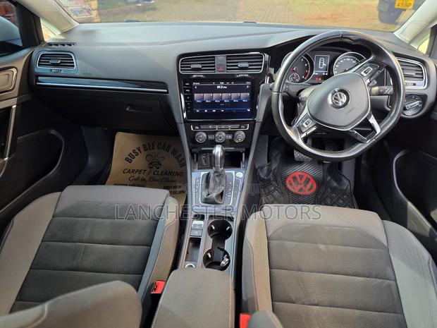 Volkswagen Golf 2018 White