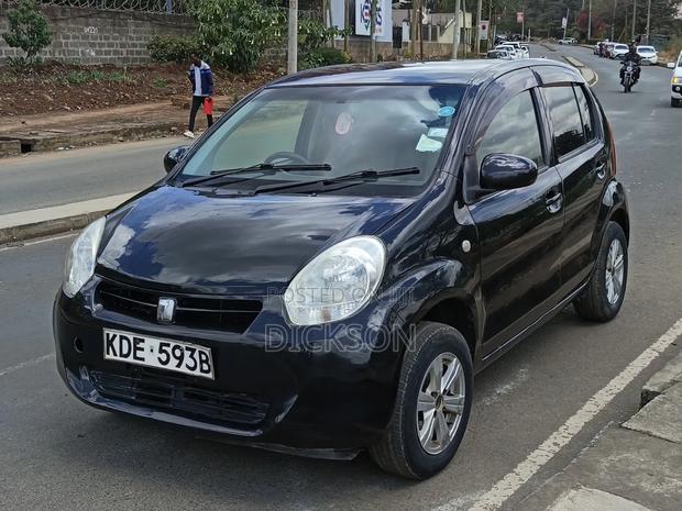 Toyota Passo 2014 Black