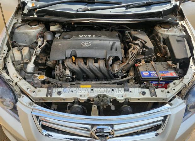 Toyota Corolla Fielder 1.5 Petrol FWD 2011 Silver