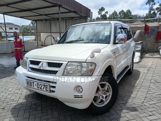 Mitsubishi Pajero 2006 Pearl