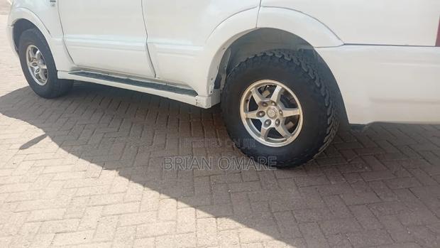 Mitsubishi Pajero 2006 Pearl