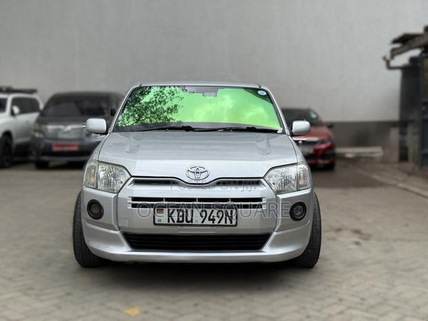 Toyota Succeed 2018 Silver