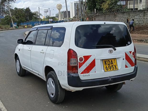 Toyota Probox 1.5 F Extra Package 4WD 2013 White