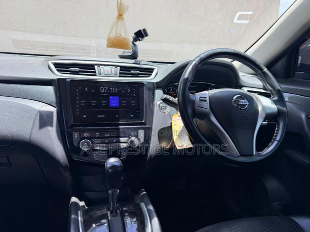 Nissan X-Trail 2015 Black