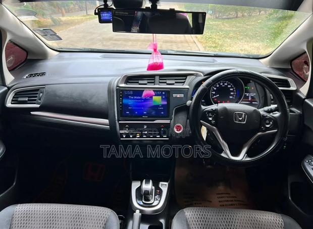 Honda Fit 2017 Gray