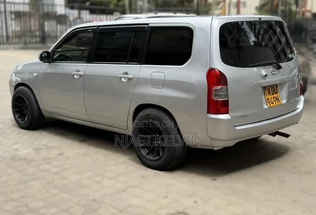Toyota Succeed 2018 Silver