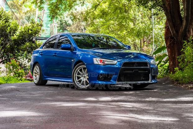 Mitsubishi Lancer Evo 2012 Blue