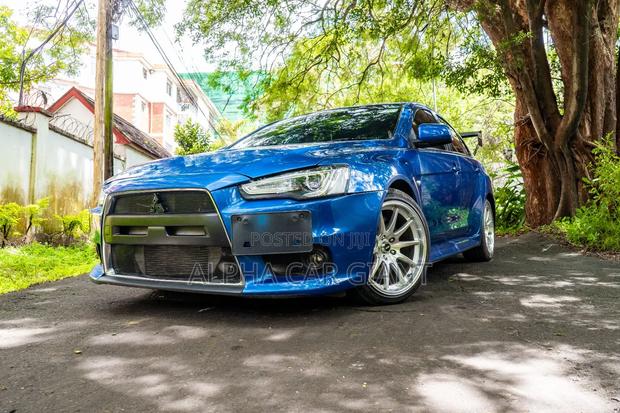 Mitsubishi Lancer Evo 2012 Blue