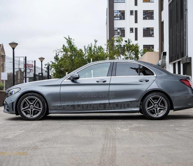 Mercedes-Benz C200 2019 Gray