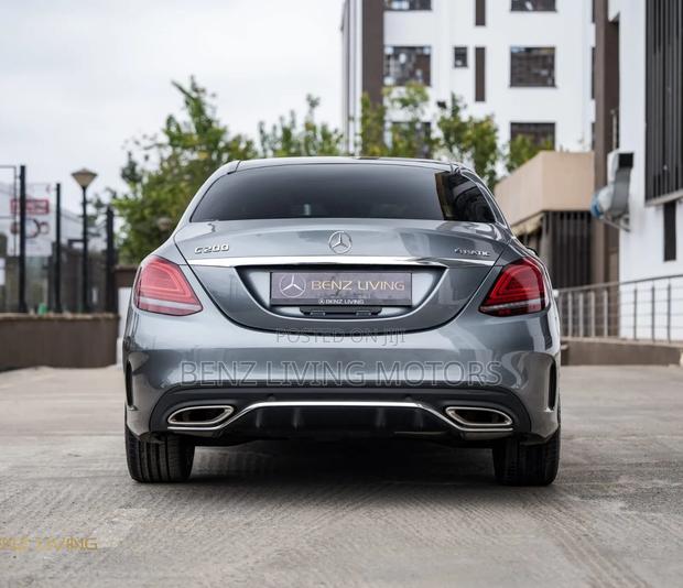 Mercedes-Benz C200 2019 Gray