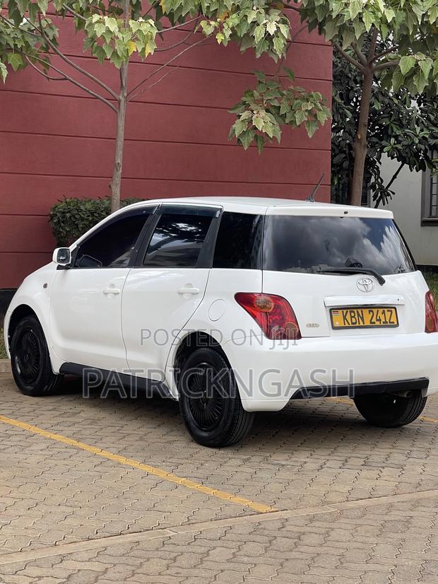 Toyota IST 2006 White