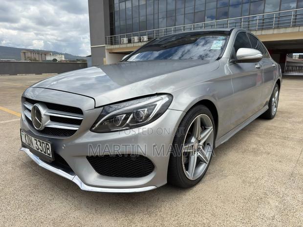 Mercedes-Benz C200 2016 Gray