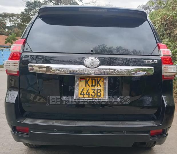 Toyota Land Cruiser Prado 2016 Brown