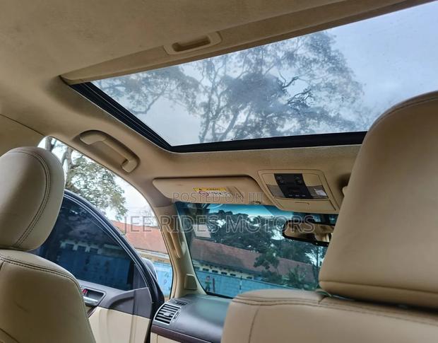 Toyota Land Cruiser Prado 2016 Brown